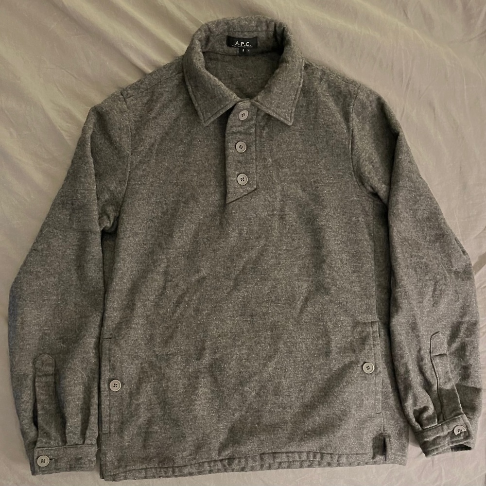 A.P.C. Men's Small Grey Wool Collared sweater